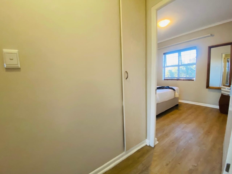 To Let 2 Bedroom Property for Rent in Royal Ascot Western Cape